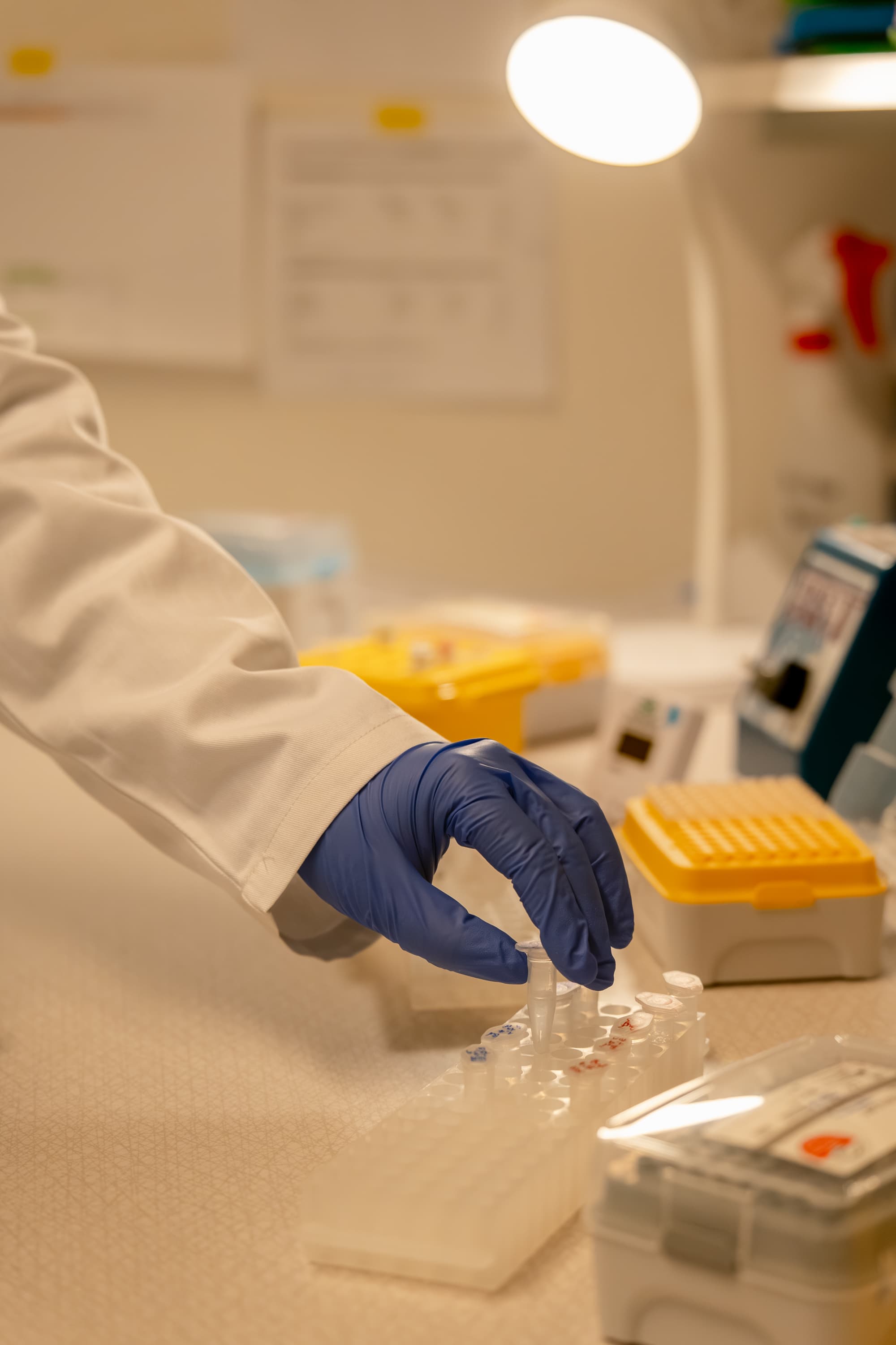 Selecting sample tubes